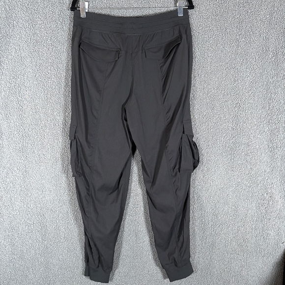 Lululemon Dance Studio Relaxed-Fit Mid-Rise Cargo Jogger Pants - Women's Size M - Picture 3 of 7